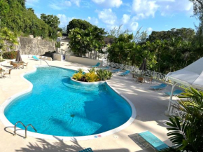 Rockley Golf 810 is a 2 bedroom, 2 Bathroom 1st floor Apartment with pool
